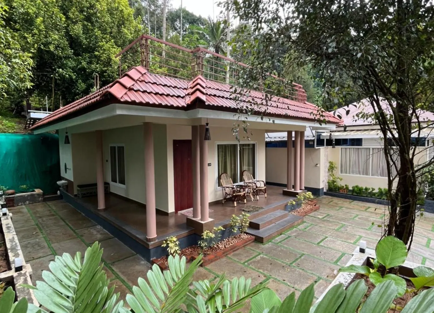 Fab Valley Homestay Munnar